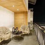 Шалета Charm - Private Mountain Retreat With Sauna, Jacuzzi & Kids Playroom Банско