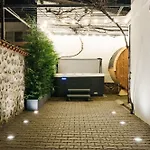 Шалета Charm - Private Mountain Retreat With Sauna, Jacuzzi & Kids Playroom