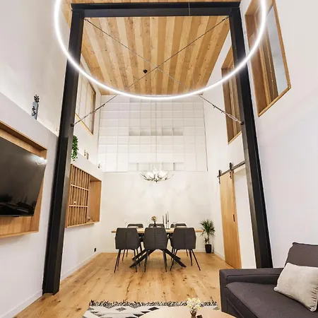 Шалета Charm - Private Mountain Retreat With Sauna, Jacuzzi & Kids Playroom