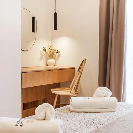 木屋 Charm - Private Mountain Retreat With Sauna, Jacuzzi & Kids Playroom 班斯科