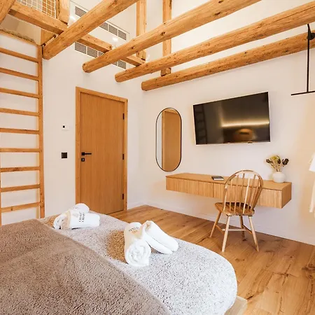 Charm - Private Mountain Retreat With Sauna, Jacuzzi & Kids Playroom * 班斯科