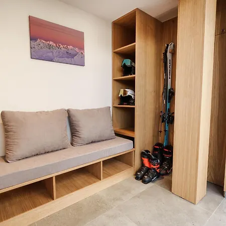 Charm - Private Mountain Retreat With Sauna, Jacuzzi & Kids Playroom Chalé Bansko